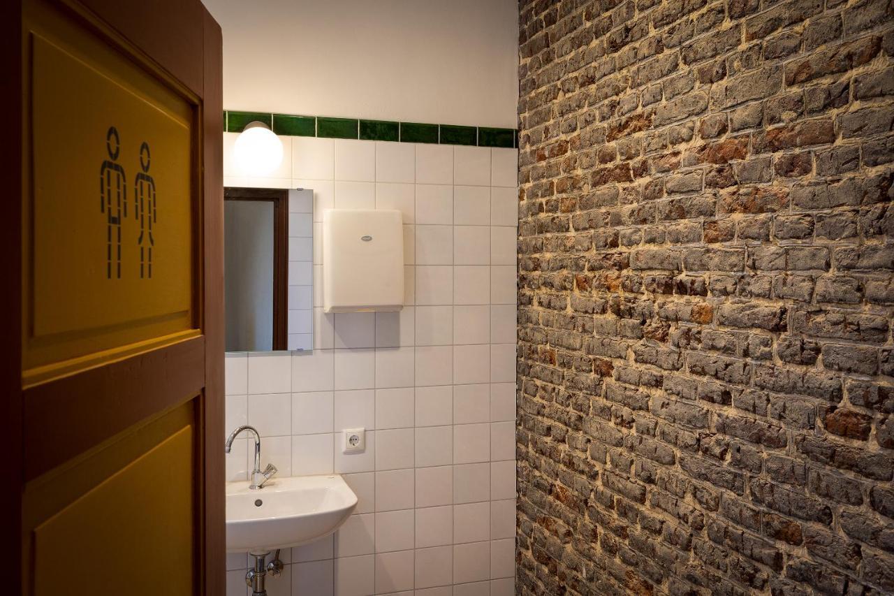 Stadsherberg Ald Weishoes - Hostel Венло Екстер'єр фото